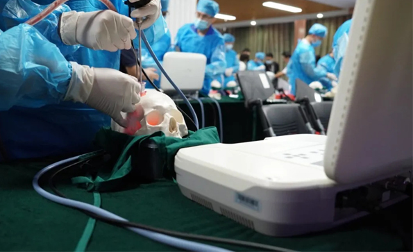 內(nèi)窺鏡攝像機(jī)分辨率是多少？